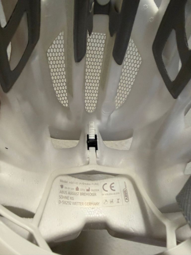 Used ABUS Airbreaker Helmet 2025 bike — image 5 of 5
