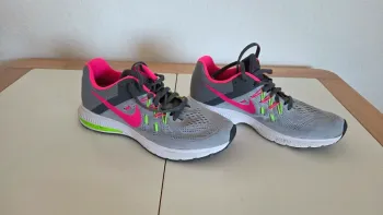 Nike Zoom Winflo 2 bike d'occasion — image 2 sur 9