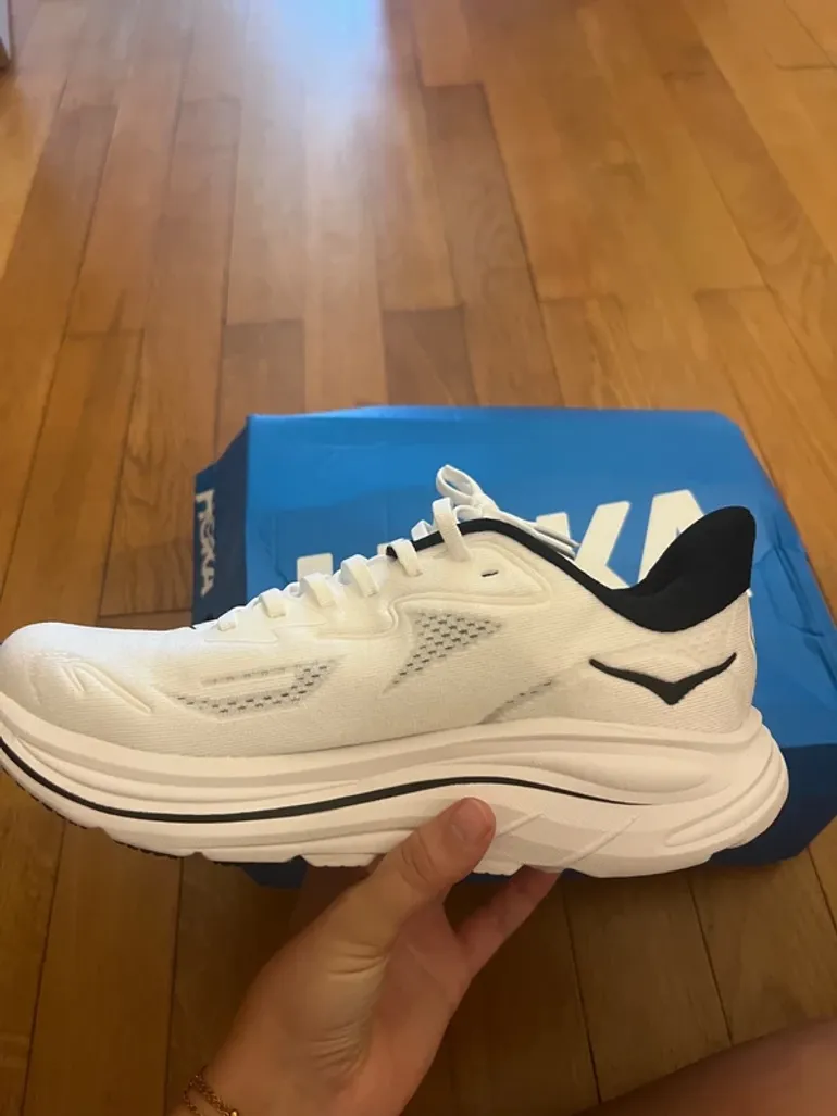 Hoka Clifton 40 bike usato — immagine 6 di 8