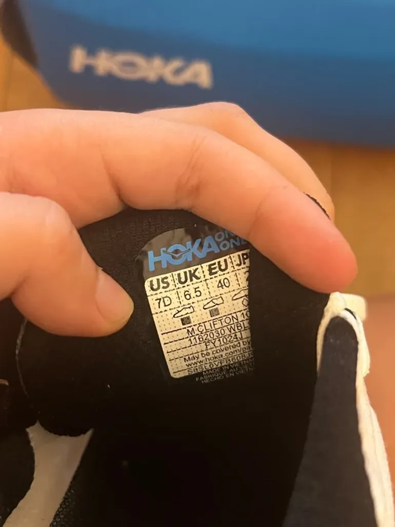 Hoka Clifton 40 bike usato — immagine 4 di 8