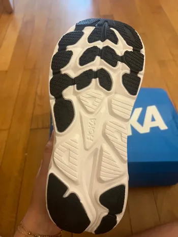 Hoka Clifton 40 bike usato — immagine 3 di 8