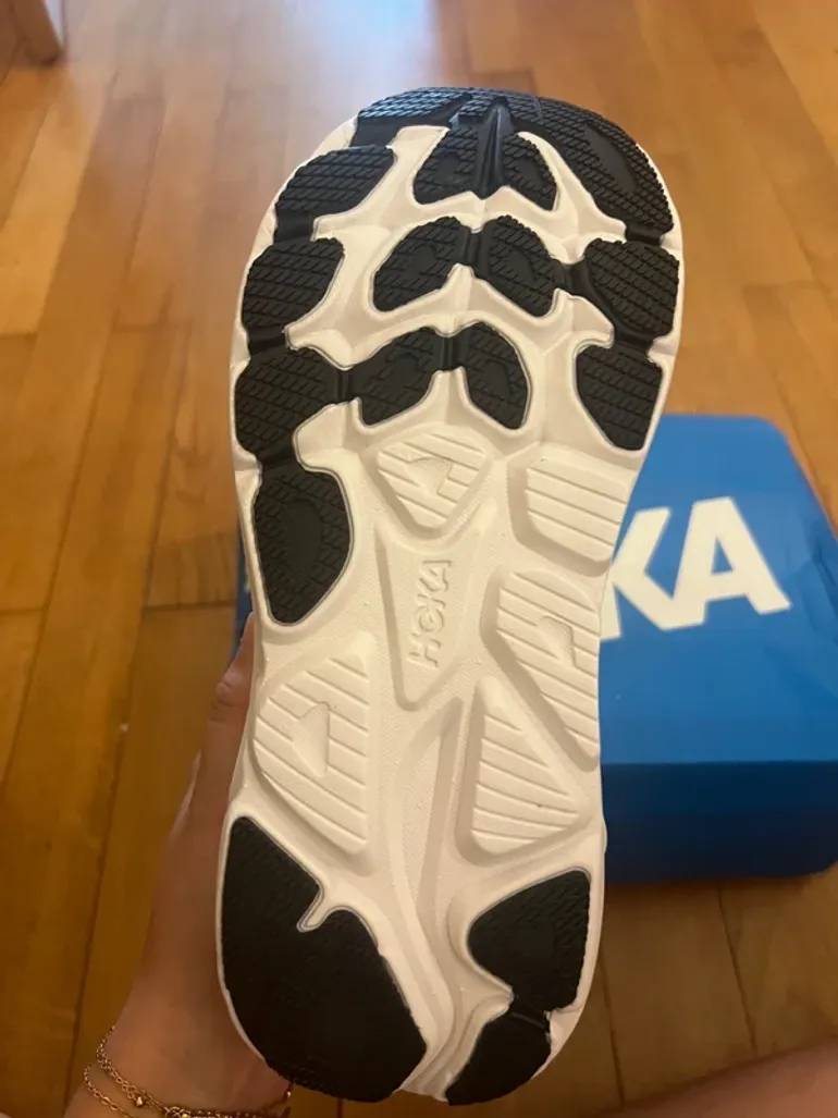 Hoka Clifton 40 bike usato — immagine 3 di 8