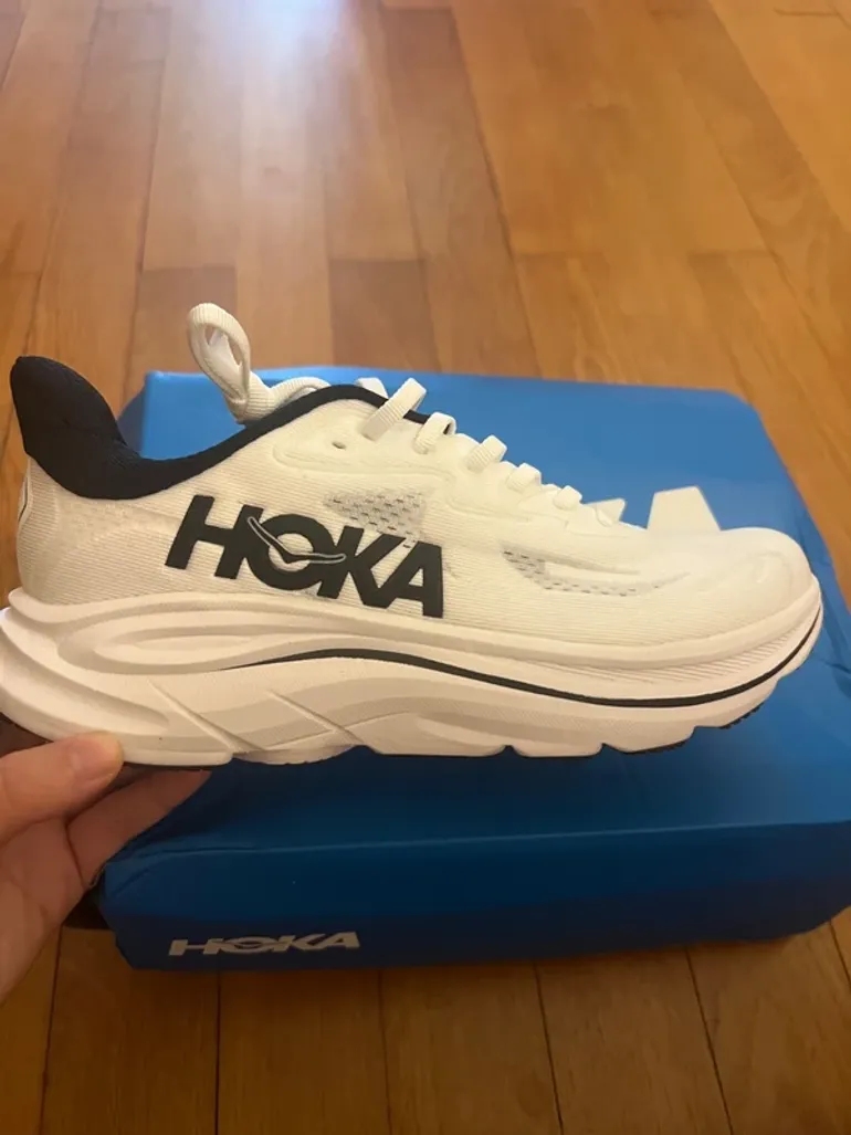 Hoka Clifton 40 bike usato — immagine 2 di 8