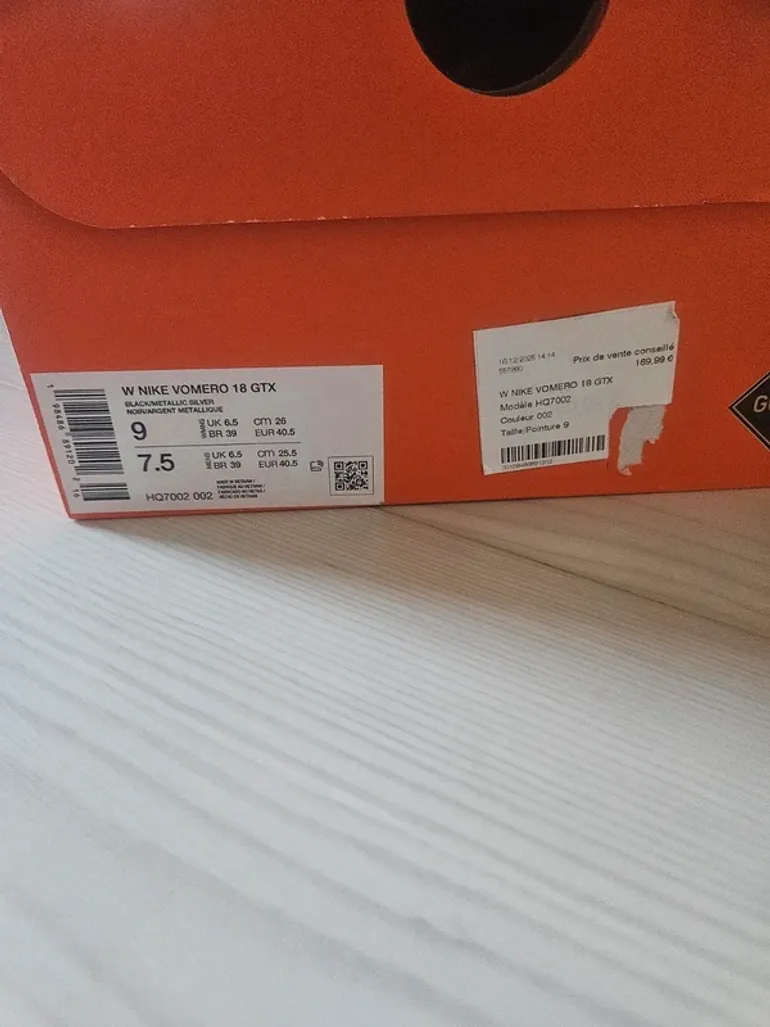Nike Vomero 18 GTX bike d'occasion — image 3 sur 7