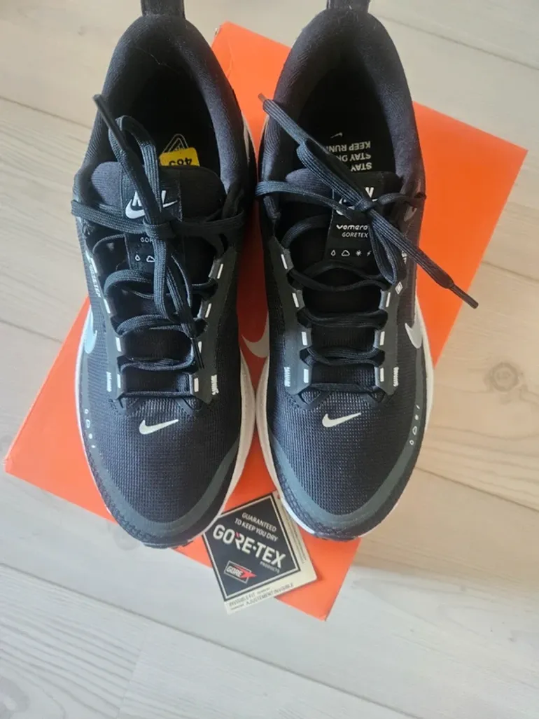 Nike Vomero 18 GTX bike d'occasion — image 7 sur 7
