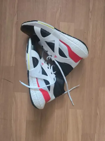 Used Premium Adidas Stella McCartney bike — image 3 of 10