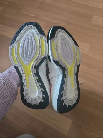 Used Premium Adidas Stella McCartney bike — image 4 of 10