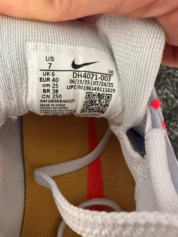 Nike Running Shoes bike d'occasion — image 4 sur 5