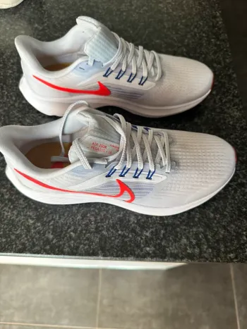Nike Running Shoes bike d'occasion