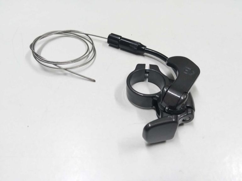 Použité Sr Suntour Remote Mando Bloqueo para Horquilla LO SF12 - SL1SC-RLO bike — obrázek 1 z 4
