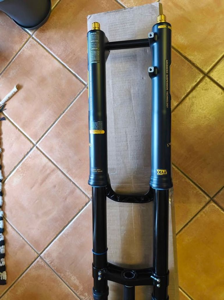 Gebrauchtes Öhlins DH38 Front Fork 2025 bike — Bild 3 von 6