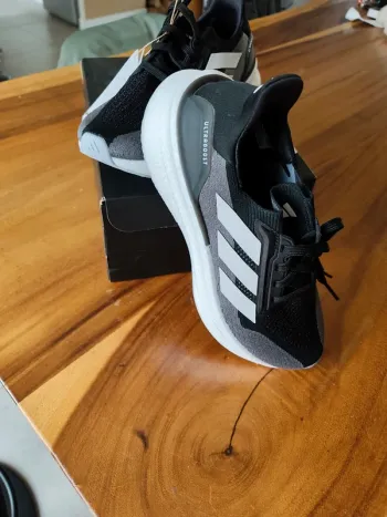 Used Adidas Ultraboost 5X W bike — image 6 of 6