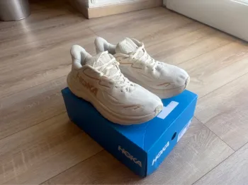 Hoka Clifton 10 bike usato
