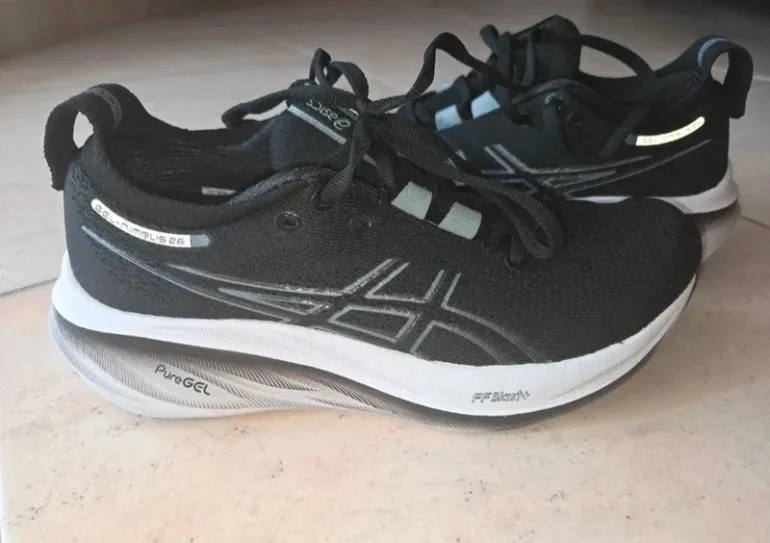 Asics Gel-Nimbus 26 bike d'occasion — image 1 sur 9