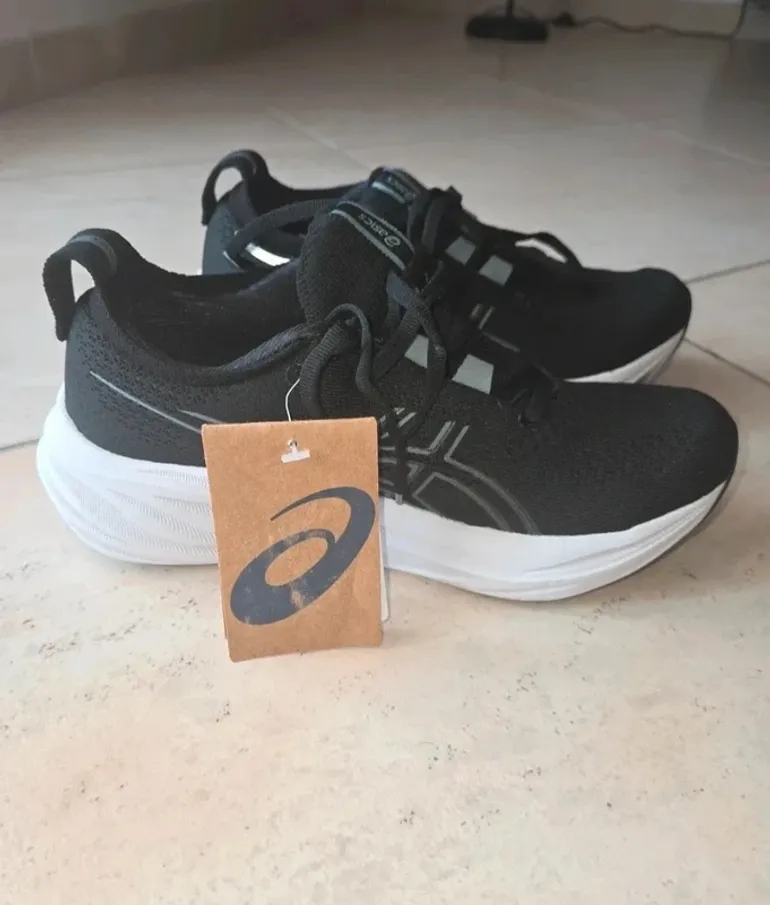 Asics Gel-Nimbus 26 bike d'occasion — image 2 sur 9