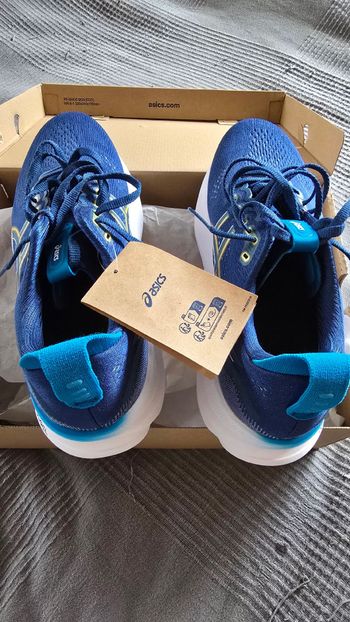 Używany Asics Gel-Kayano 32 2026 bike — zdjęcie 2 z 3