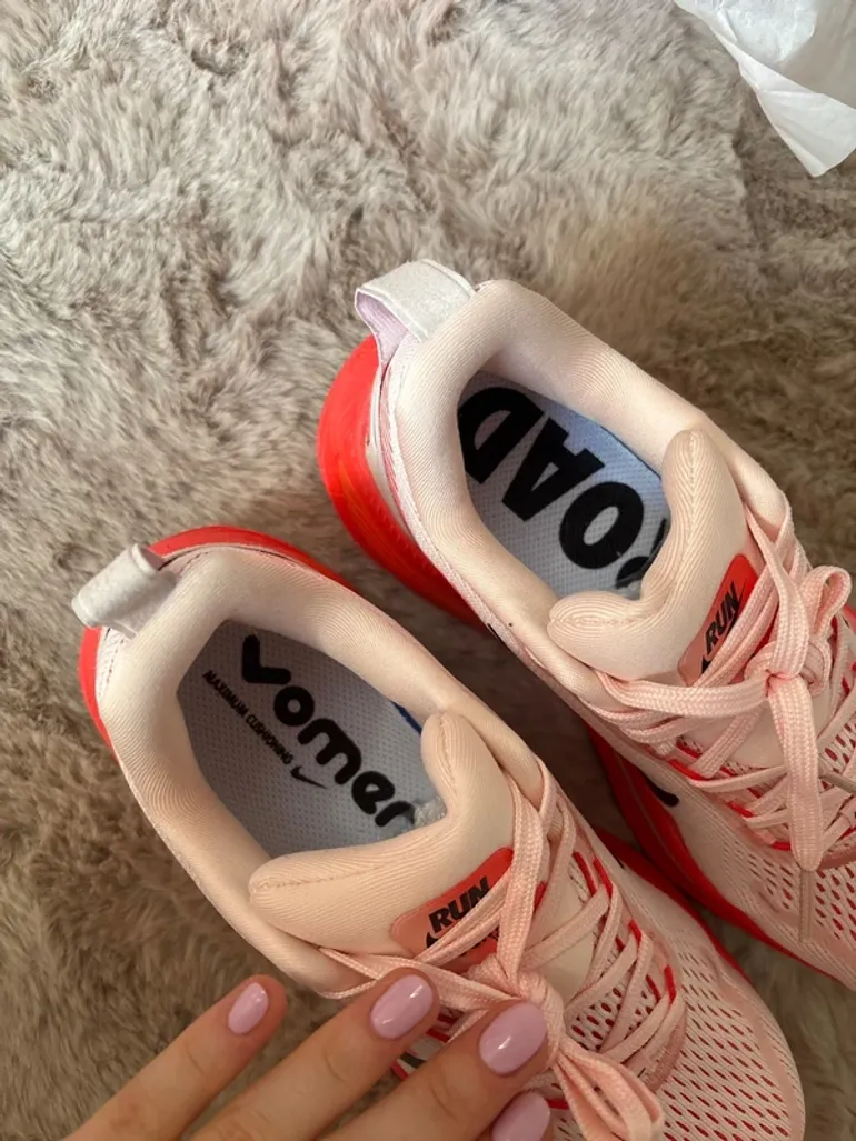 Nike Vomero 18 bike d'occasion — image 3 sur 10