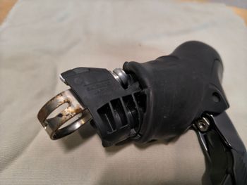 Použité Shimano Ultegra Di2 ST-R8170-R 12v bike — obrázek 8 z 9