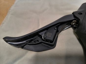 Použité Shimano Ultegra Di2 ST-R8170-R 12v bike — obrázek 4 z 9