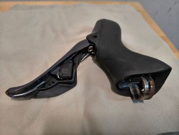 Použité Shimano Ultegra Di2 ST-R8170-R 12v bike — obrázek 3 z 9