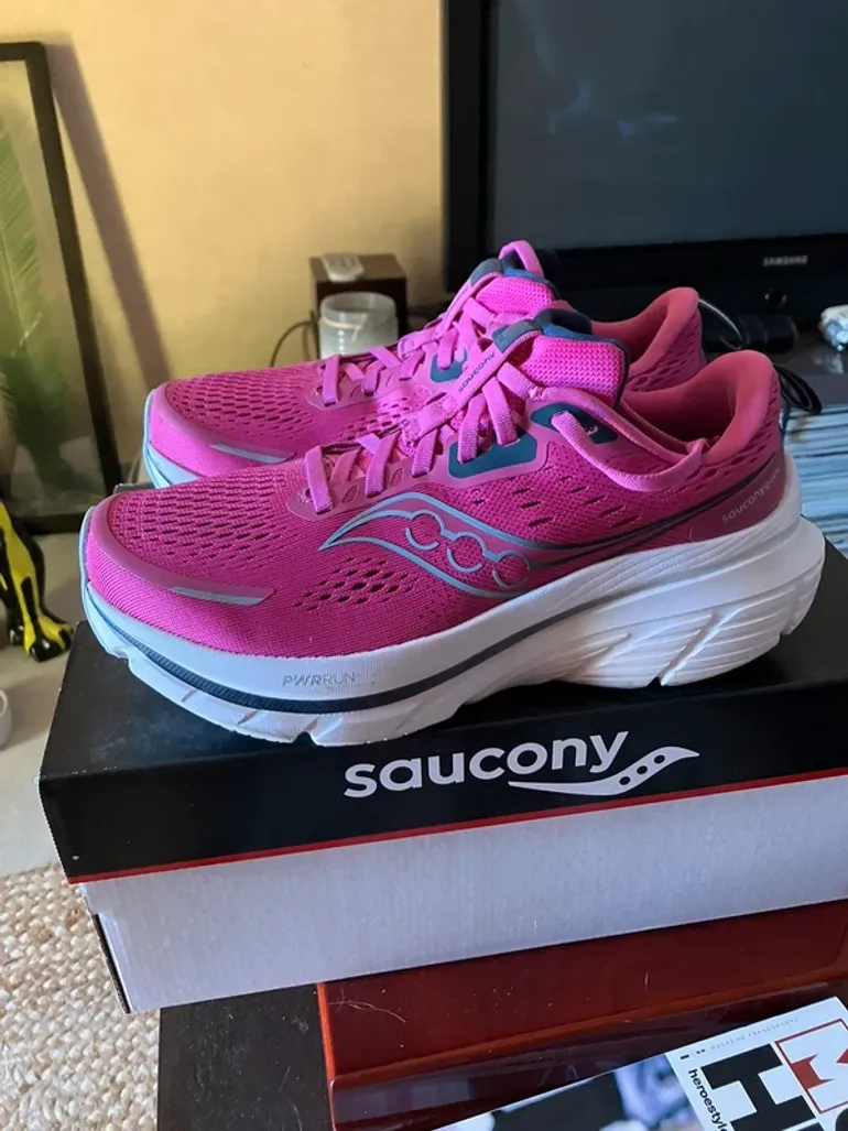 Saucony Guide 18 bike usato — immagine 1 di 5