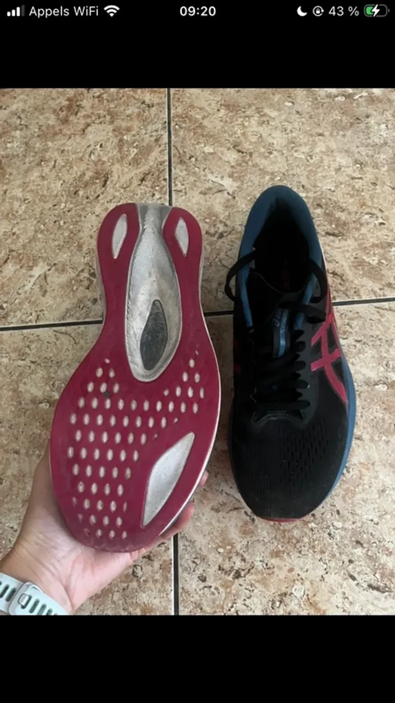 Used Asics Magic Speed 4 bike — image 4 of 6