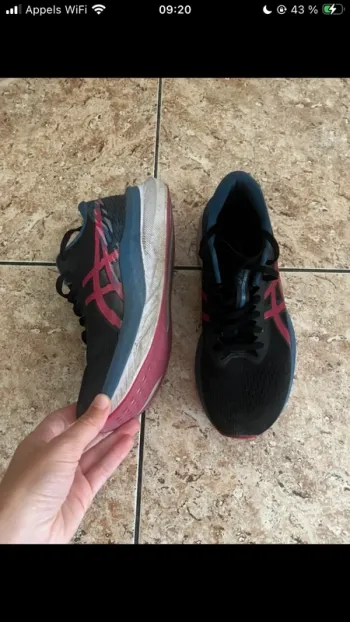 Used Asics Magic Speed 4 bike — image 3 of 6