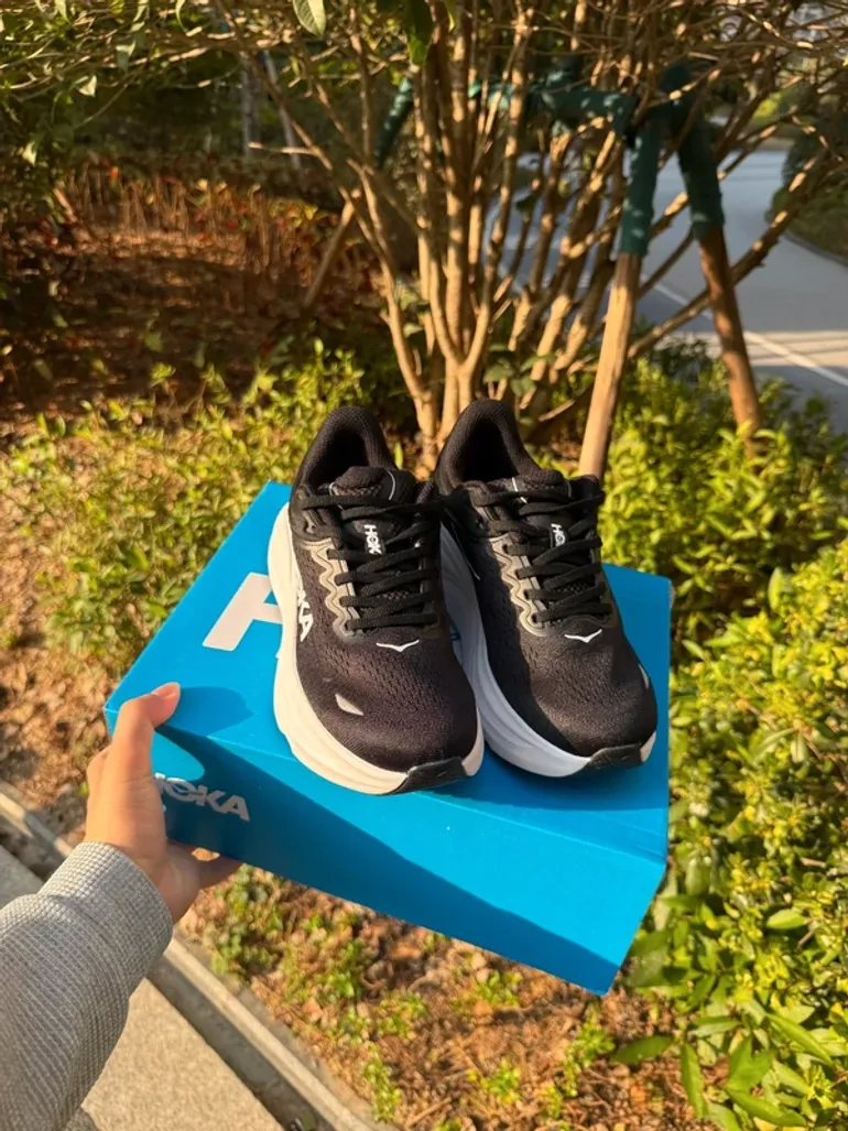 Käytetty Hoka Running Shoes Women's bike — kuva 2 / 5