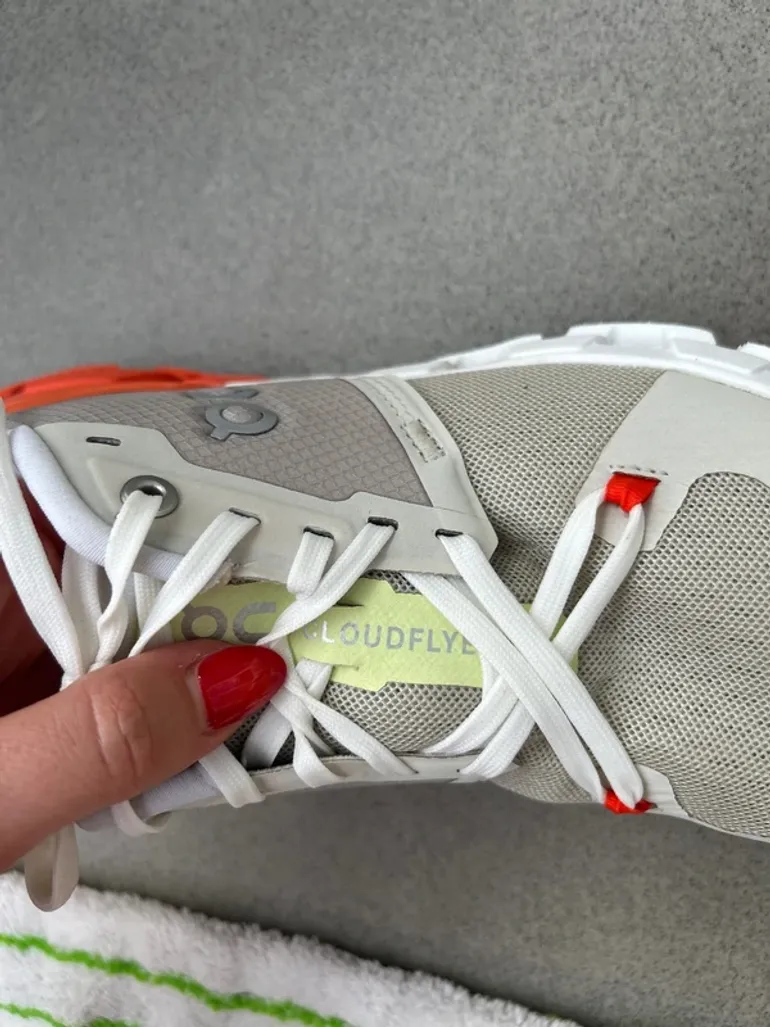 On Running Cloudfly bike usato — immagine 7 di 7