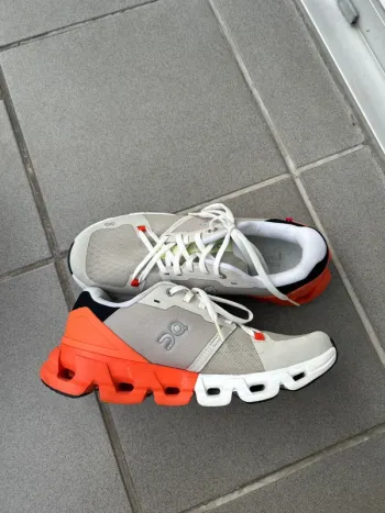 On Running Cloudfly bike usato — immagine 5 di 7