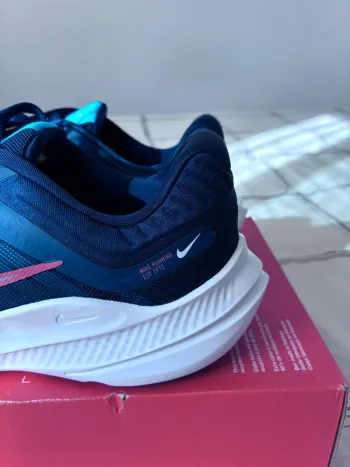 Käytetty Nike Running Shoes bike — kuva 2 / 5