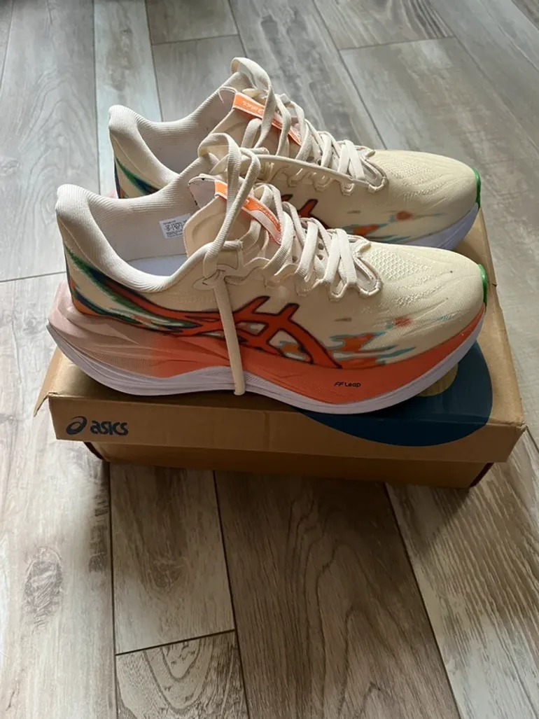 Asics Superblast 3 bike de segunda mano — imagen 1 de 6