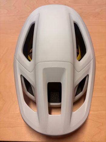 Käytetty Specialized Camber Helmet bike — kuva 2 / 2