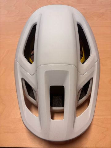 Used Specialized Camber Helmet bike — image 2 of 2