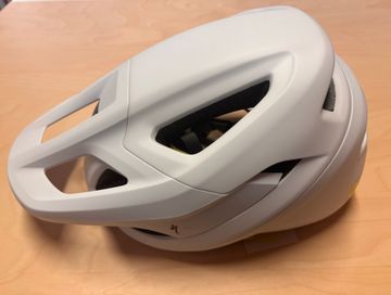 Used Specialized Camber Helmet bike — image 1 of 2