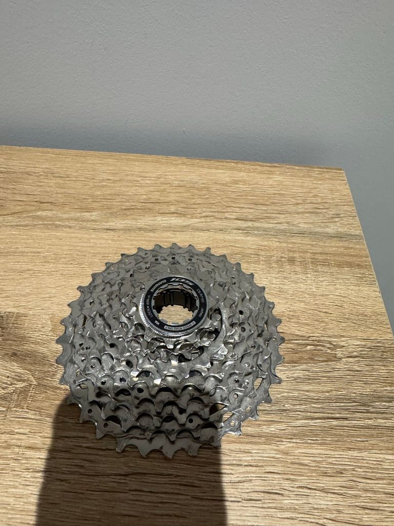 Used Shimano 105 DI2 12V 2024 bike — image 11 of 11