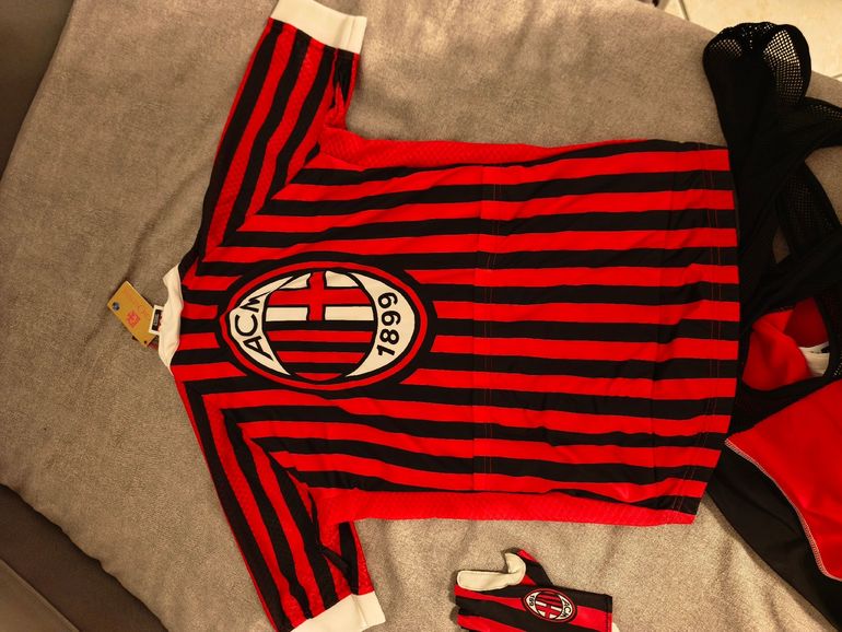ROSTI Completino Ciclismo A.C. Milan 2019 bike d'occasion — image 8 sur 8