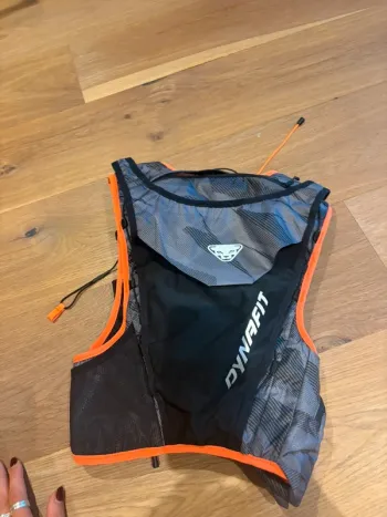 Gebrauchtes Dynafit Laufweste bike — Bild 4 von 4