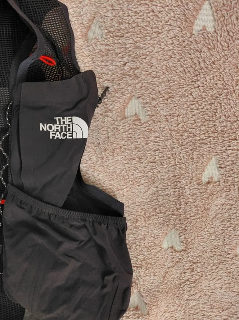 Gebrauchtes The North Face Summit Series Trailrunning Weste bike — Bild 3 von 3