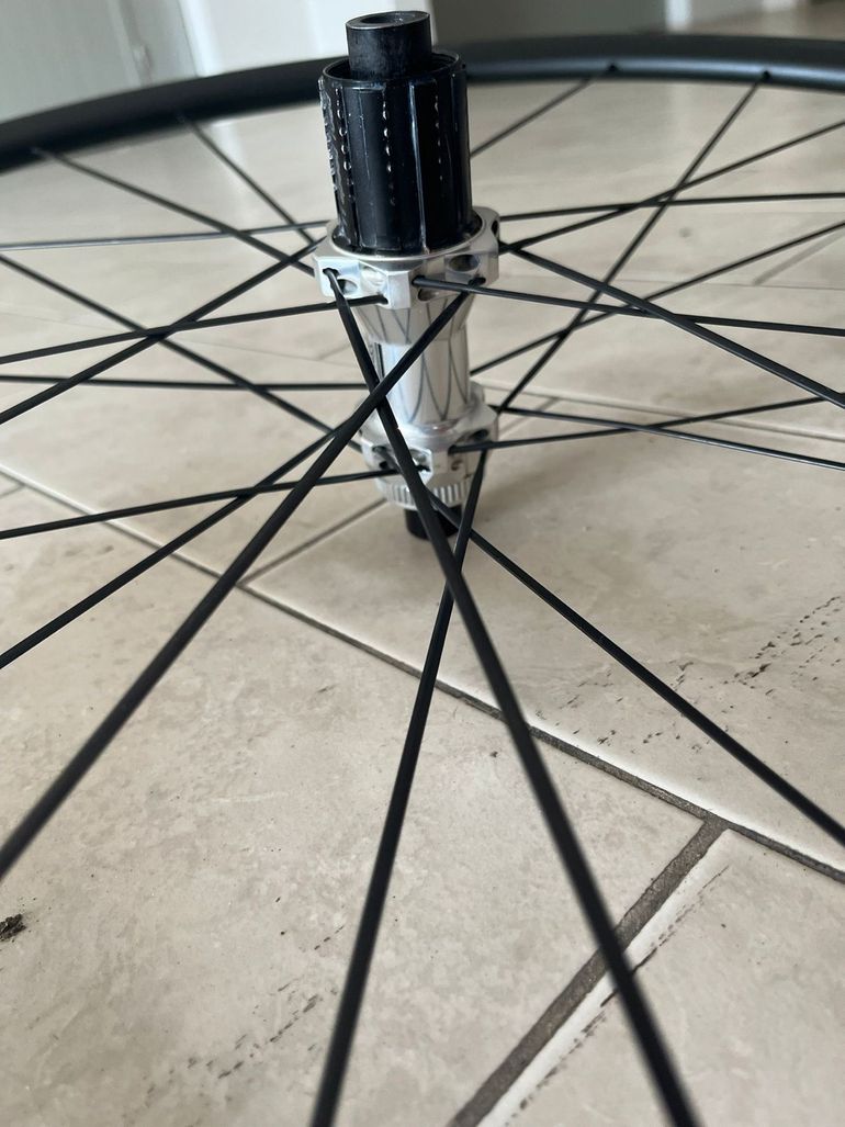 Used Dt Swiss R32 Spline Wheelset 2023 bike — image 5 of 6