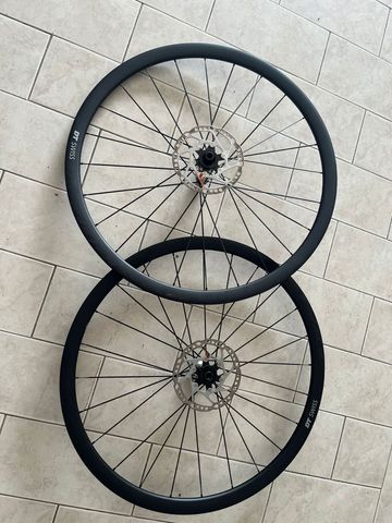 Dt Swiss R32 Spline Wheelset 2023 Wheels usato