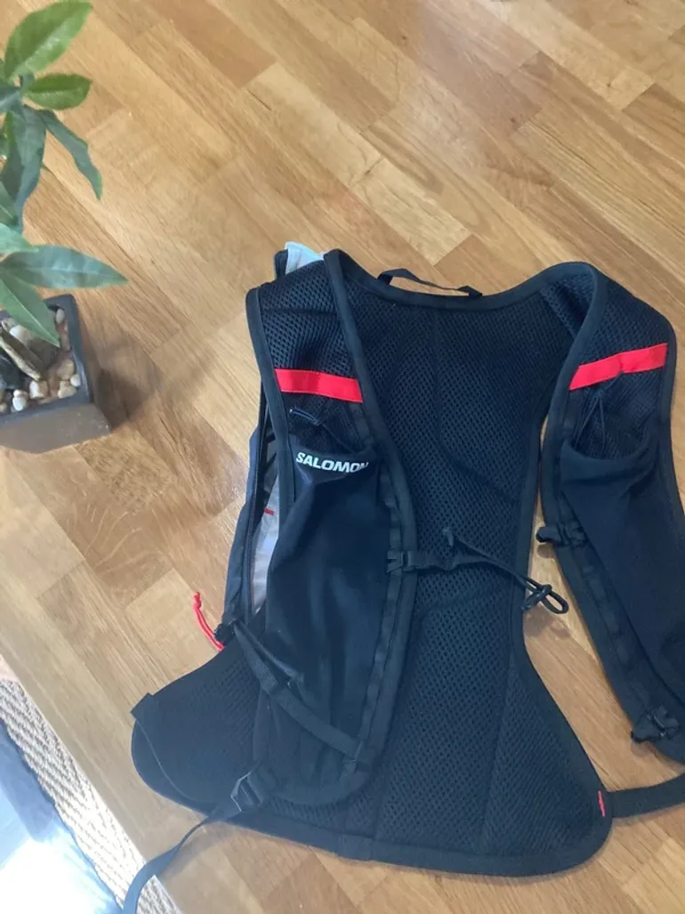 Käytetty Salomon Trail Hydration Vest bike — kuva 13 / 13