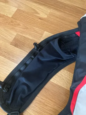 Käytetty Salomon Trail Hydration Vest bike — kuva 12 / 13