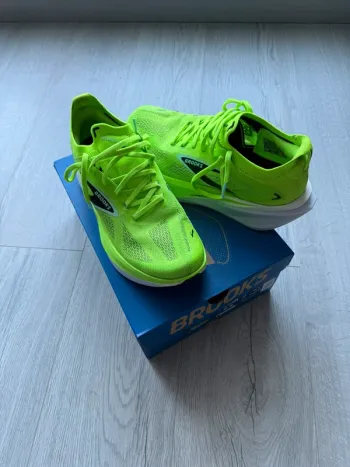 Brooks Hyperion Max 3 bike usato