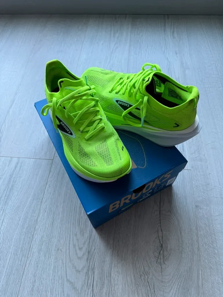 Brooks Hyperion Max 3 bike usato — immagine 1 di 7