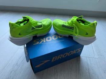 Brooks Hyperion Max 3 bike usato — immagine 5 di 7