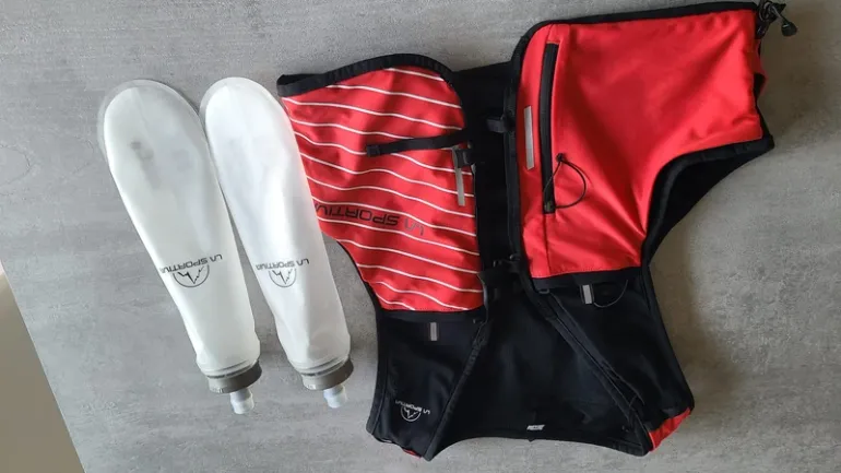 Used La Sportiva Ultra Trail Vest 10L bike — image 5 of 8