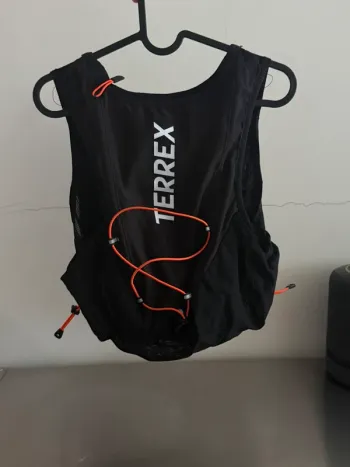 Gebrauchtes Adidas Terrex Trail Running Vest 12L bike — Bild 4 von 5