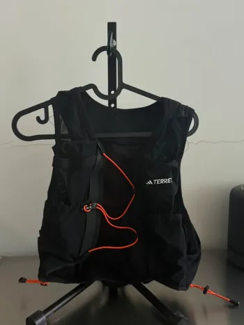 Gebrauchtes Adidas Terrex Trail Running Vest 12L bike — Bild 2 von 5