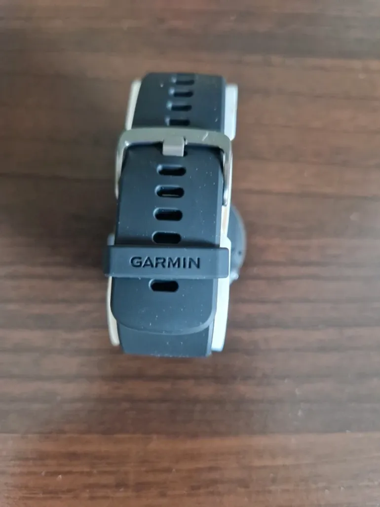 Used Garmin Venu 4 bike — image 4 of 4